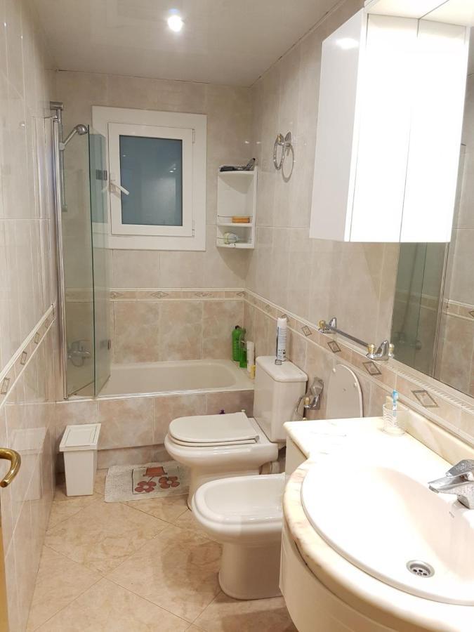 Habitacion En Piso Compartido Cerca Del Camp Nou L'Hospitalet de Llobregat Buitenkant foto